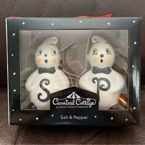 NEW 2023 Johanna Parker Carnival Cottage Ghost Salt and Pepper Shaker Set